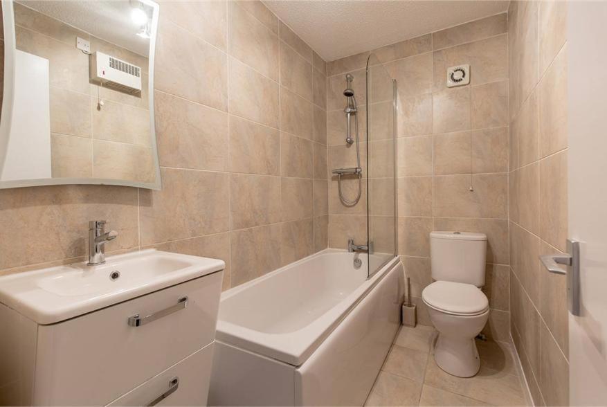 Lovely Ground Floor Apartment In Great Location At The Shore, Edinburgh Exterior photo